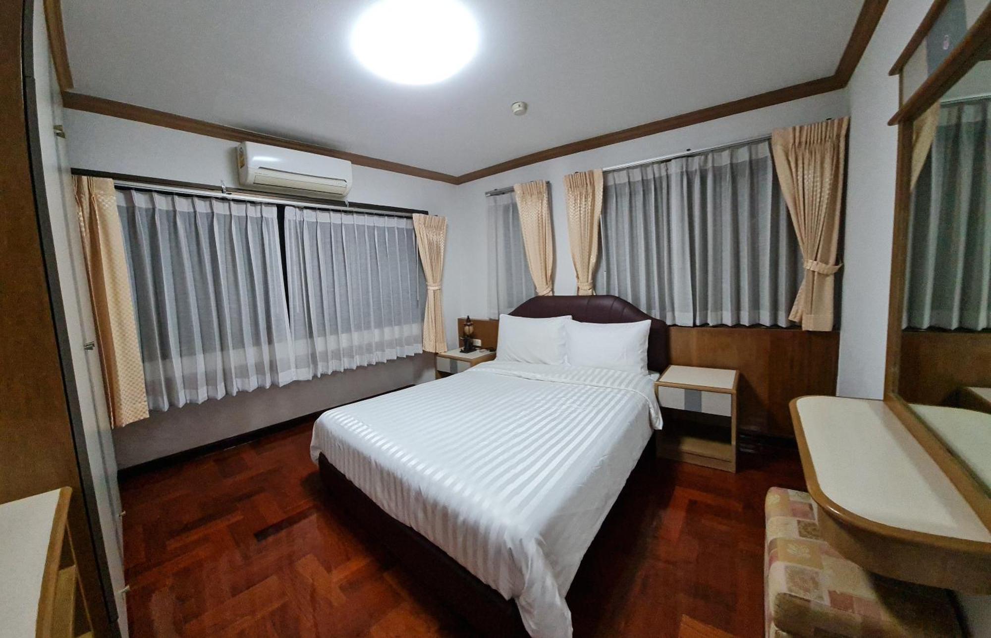 Service Apartment Thong Lo Ekkamai Prompong Appartement *