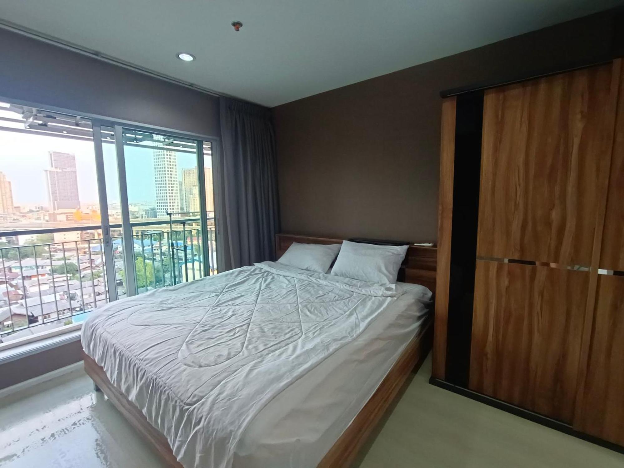 Sukhumvit 48 Bts Phra Khanong 1 Bedroom Apartment, Gym, Swimming Pool Pangsapuri Bangkok