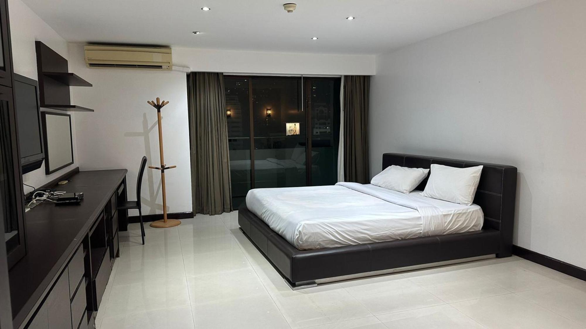 Omni Tower Cozy By Direct Appartement