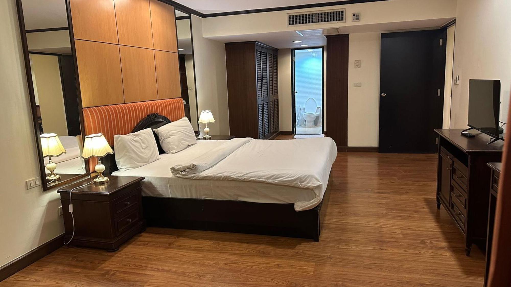 Appartement Omni Tower Cozy By Direct Bangkok