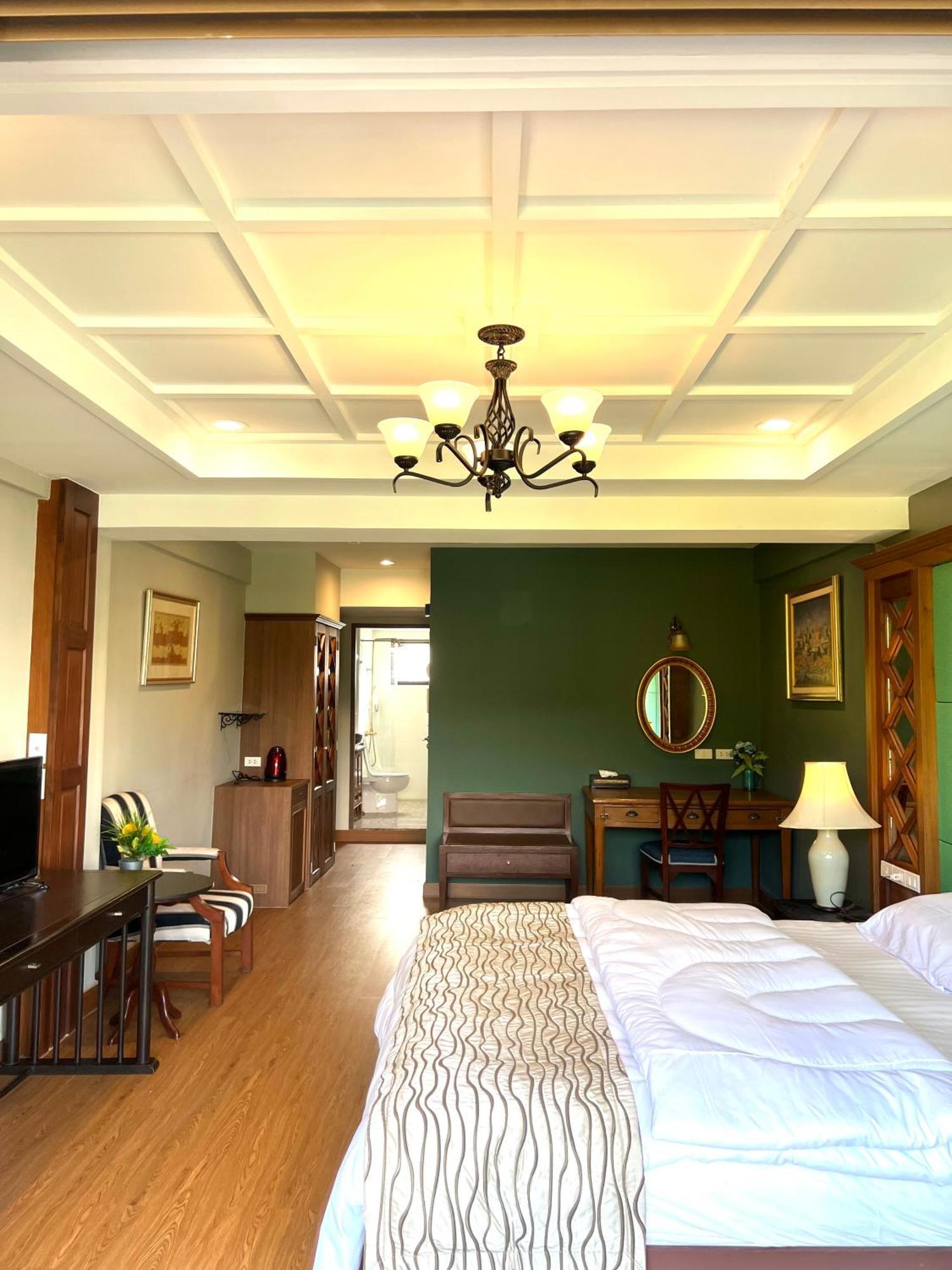 Gasthof Quinstel Bangkok