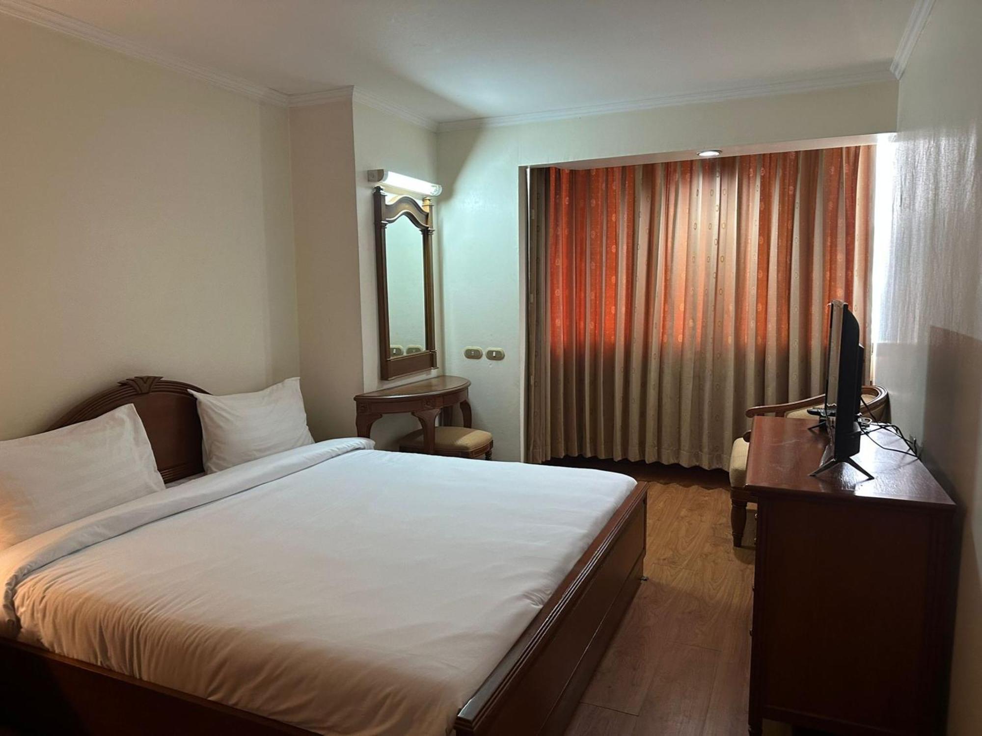 Omni Tower Cozy By Direct Appartement Bangkok