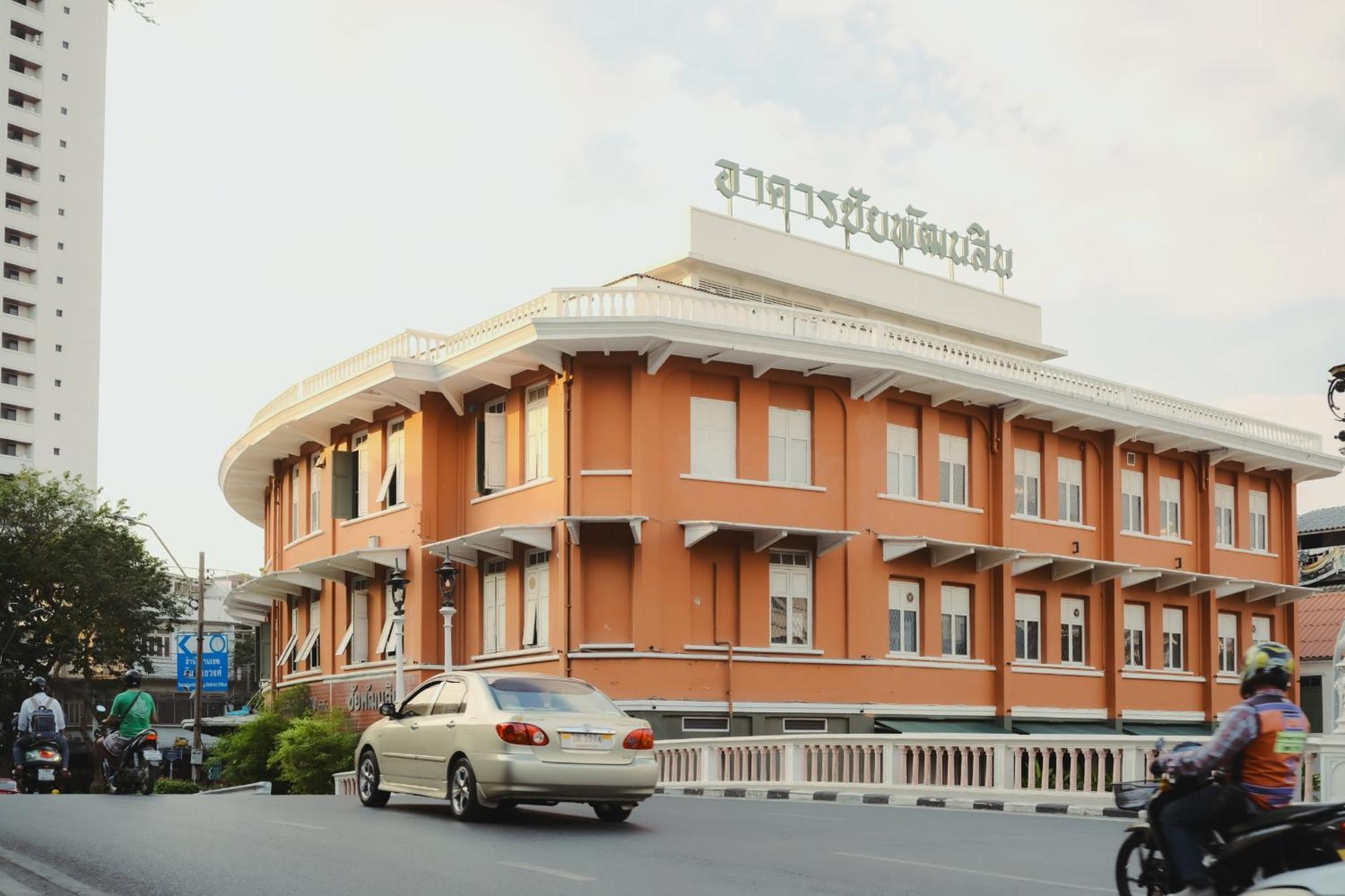 3br In China Town, Rare To Find 2 Mins From Mrt Train Apartment Bangkok