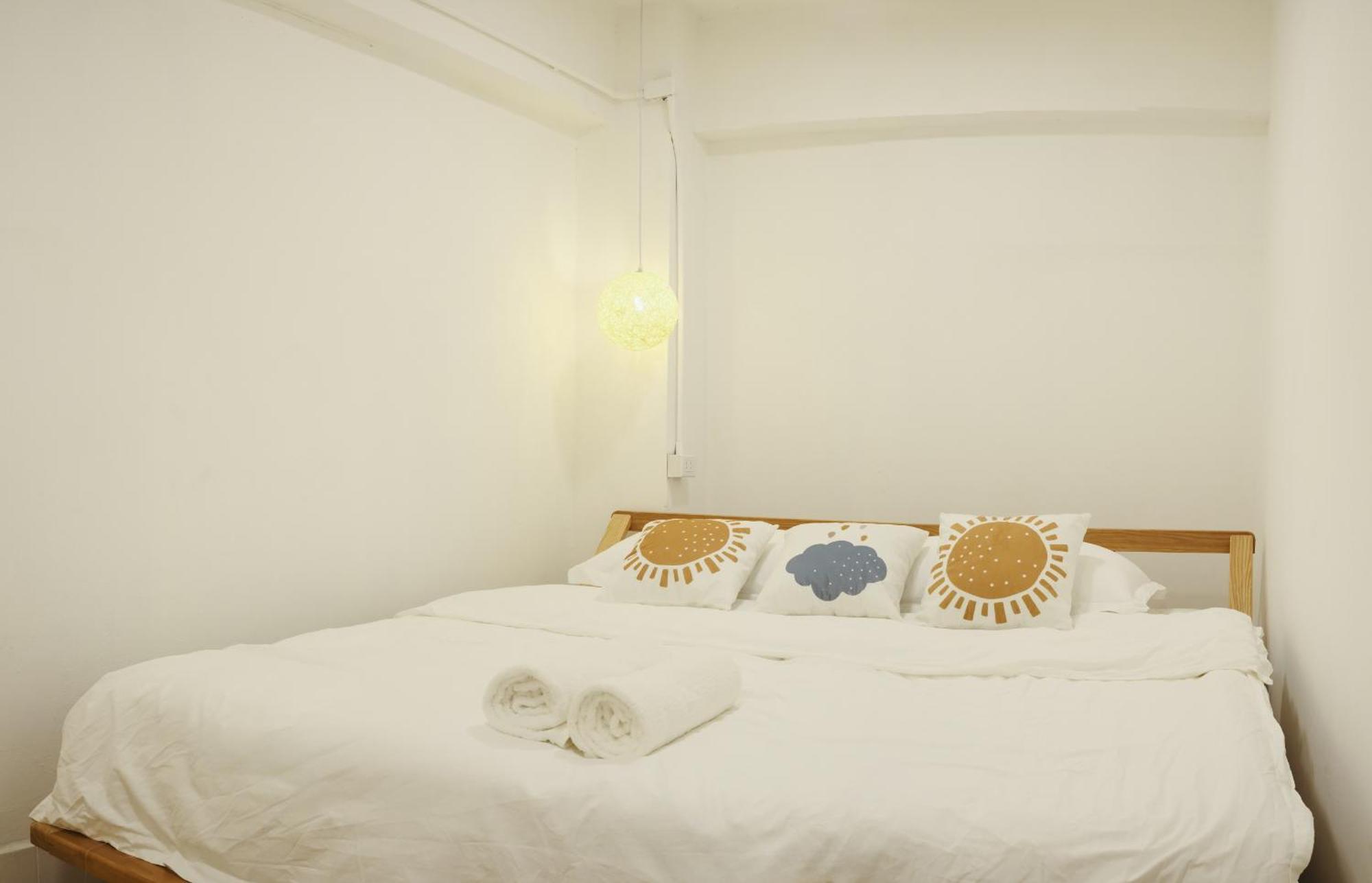 Hébergement de vacances Secret House In China Town 2br. Rare Find *