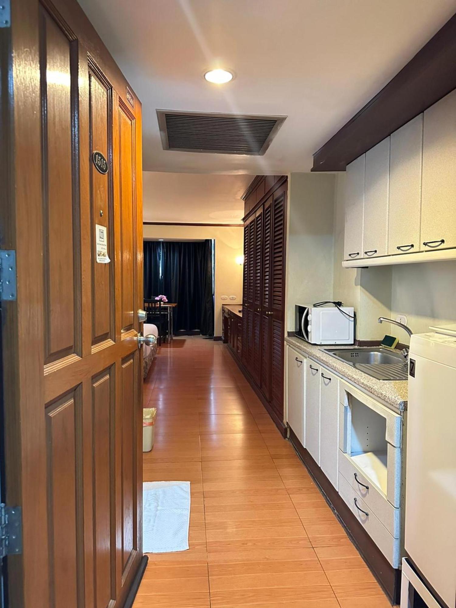 Căn hộ Fully Furnished Omni Tower Nana - Sukhumvit Soi 4 Bangkok