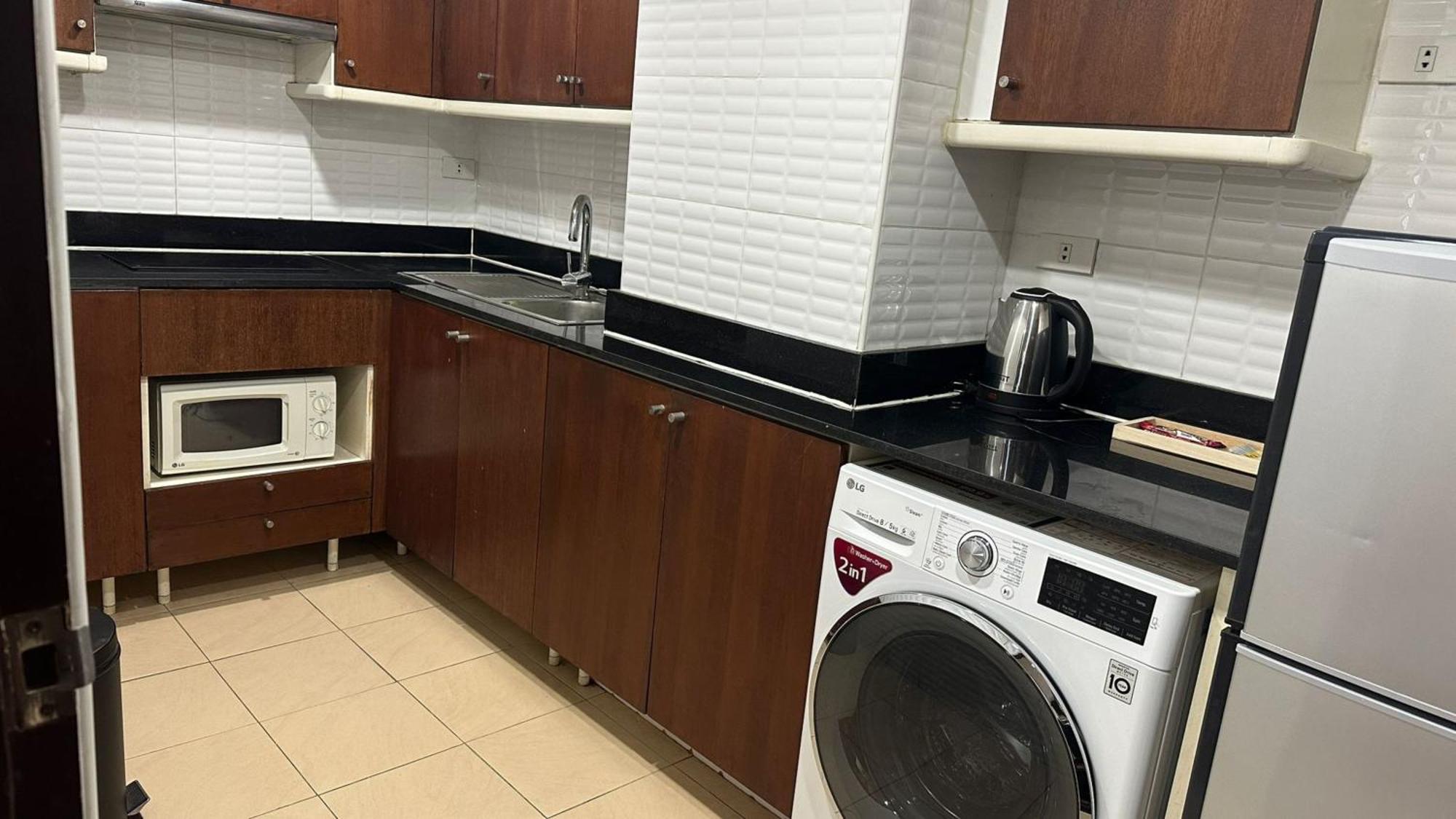 Omni Tower Sukhumvit Soi 4 Direct Căn hộ