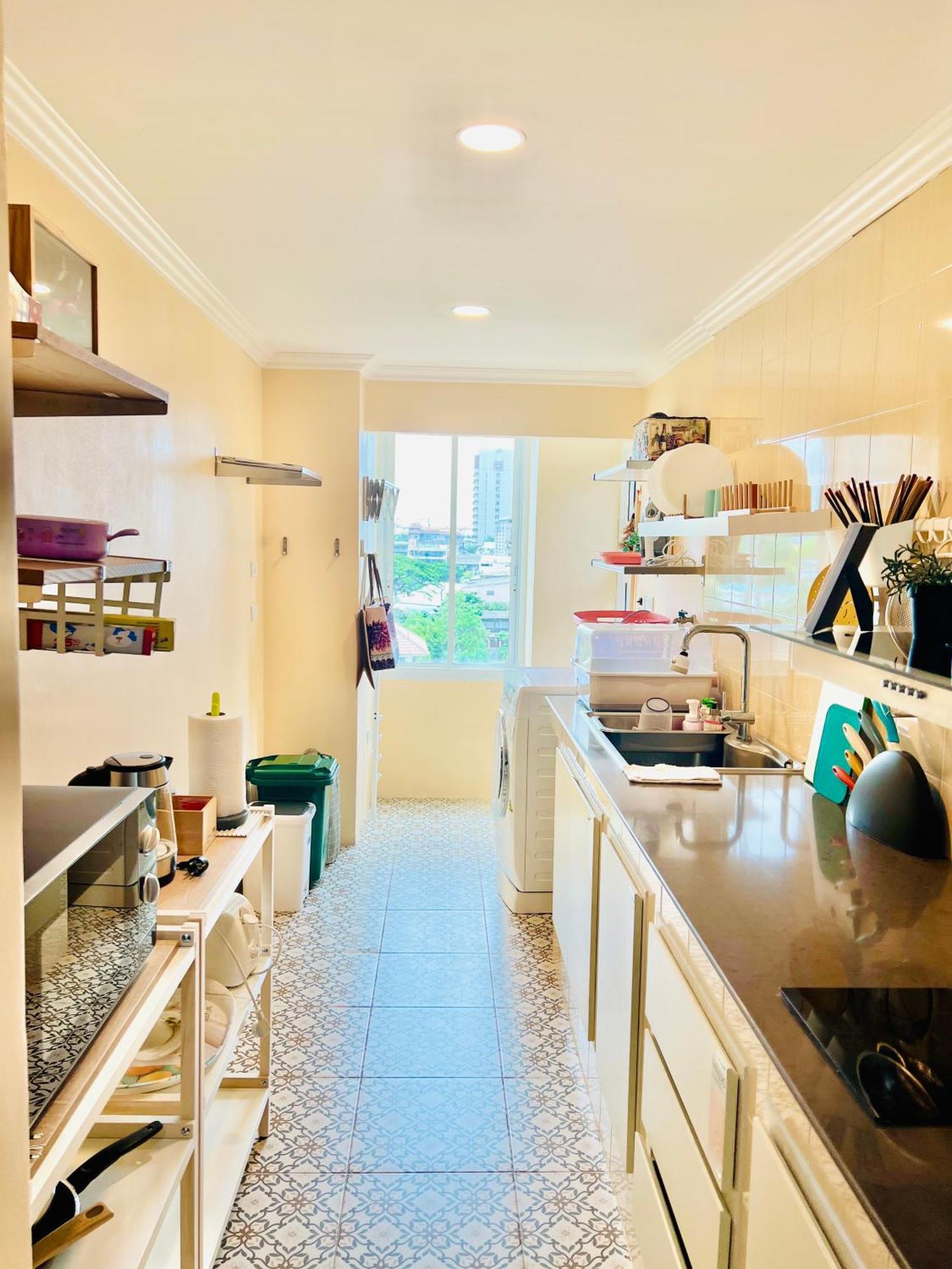 Samanchan Sukhumvit 42 *