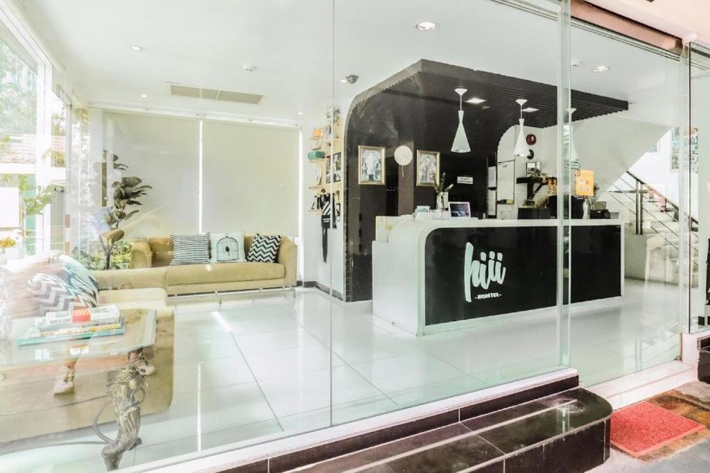 Go Thonglor 23 โกอินน์ ทองหล่อ 23 X * Bangkok