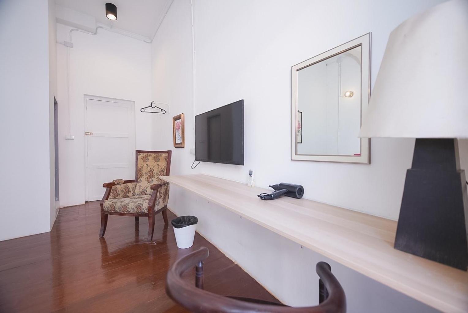 Mitr Yaowarat Apartamento *