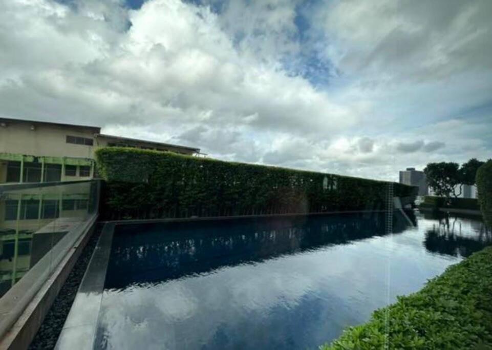 S71 Sukhumvit Big 1 Bedroom City ​​center Swim Gym Appartement *