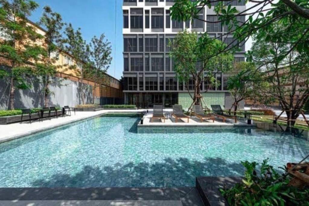 S87 Ramada Sukhumvit 87 Bts Onnut Swim Gym 711 Apartment *
