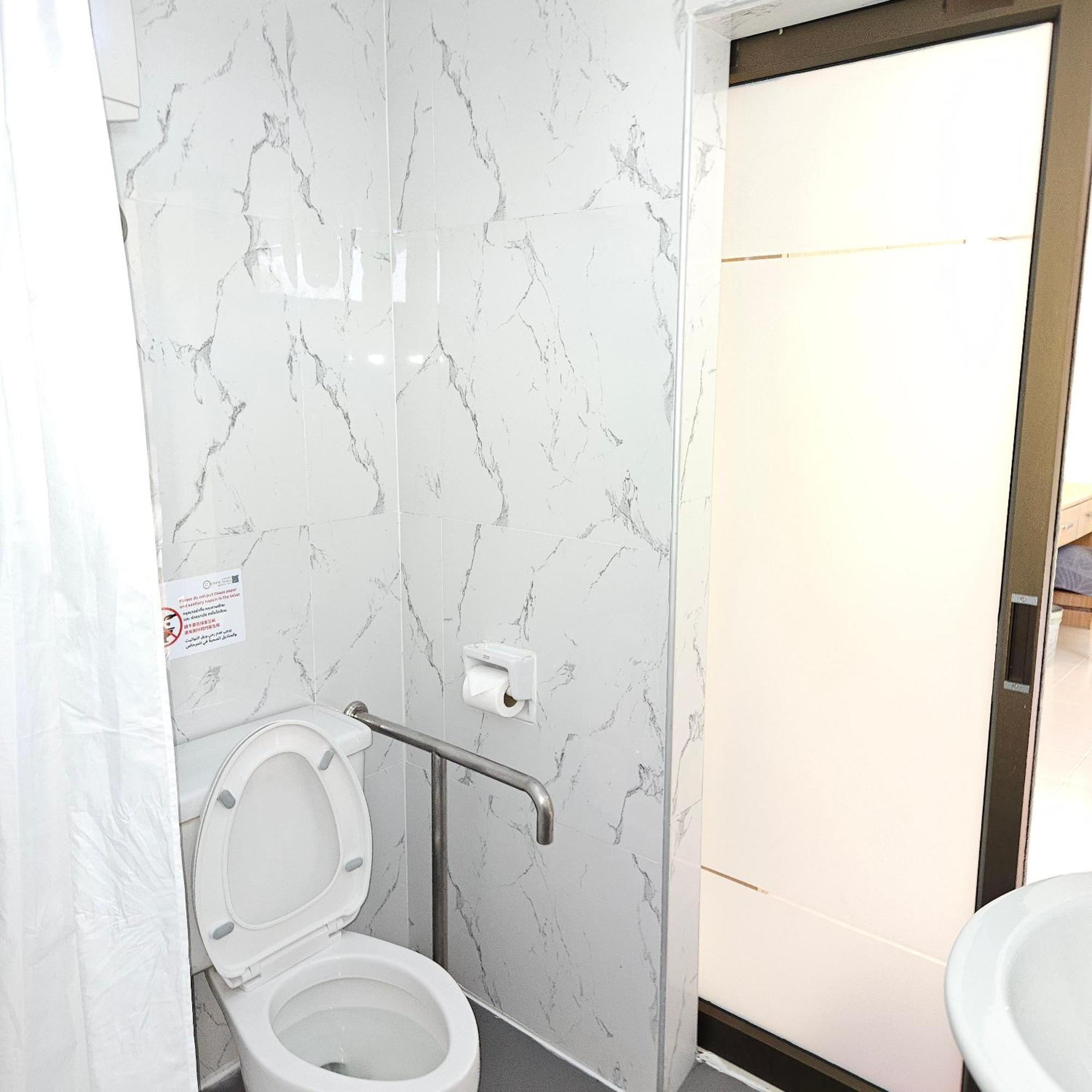 Sri Close Apartment Bangkok