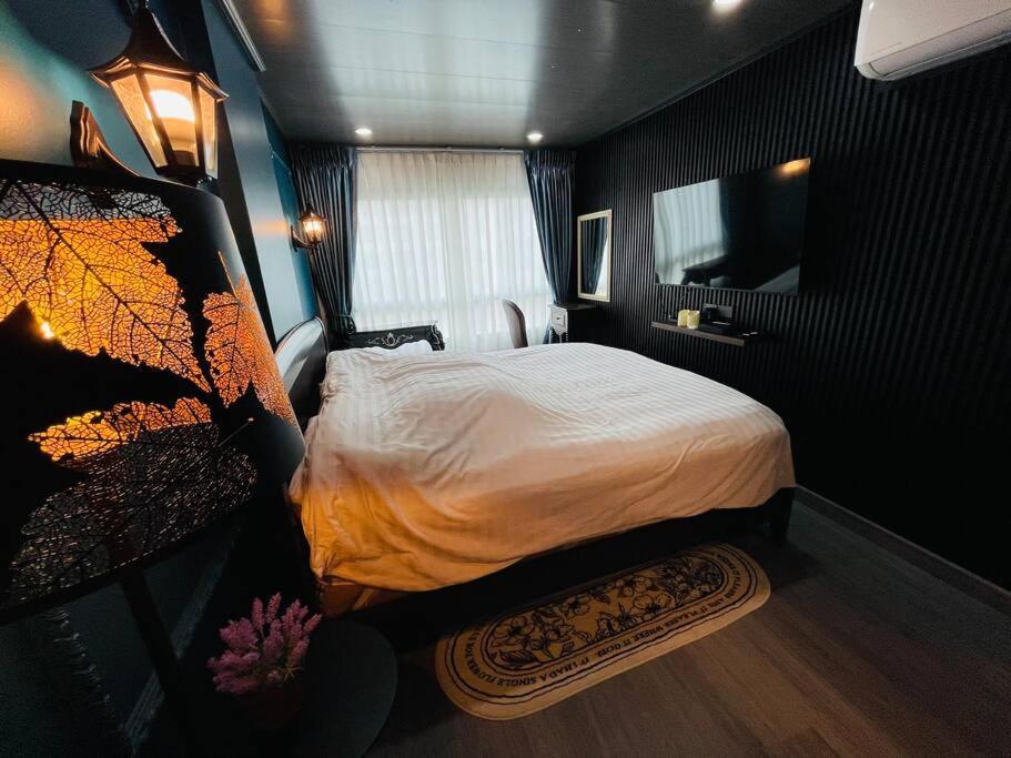Private Luxury Flat At Sukhumvit Rd Subway