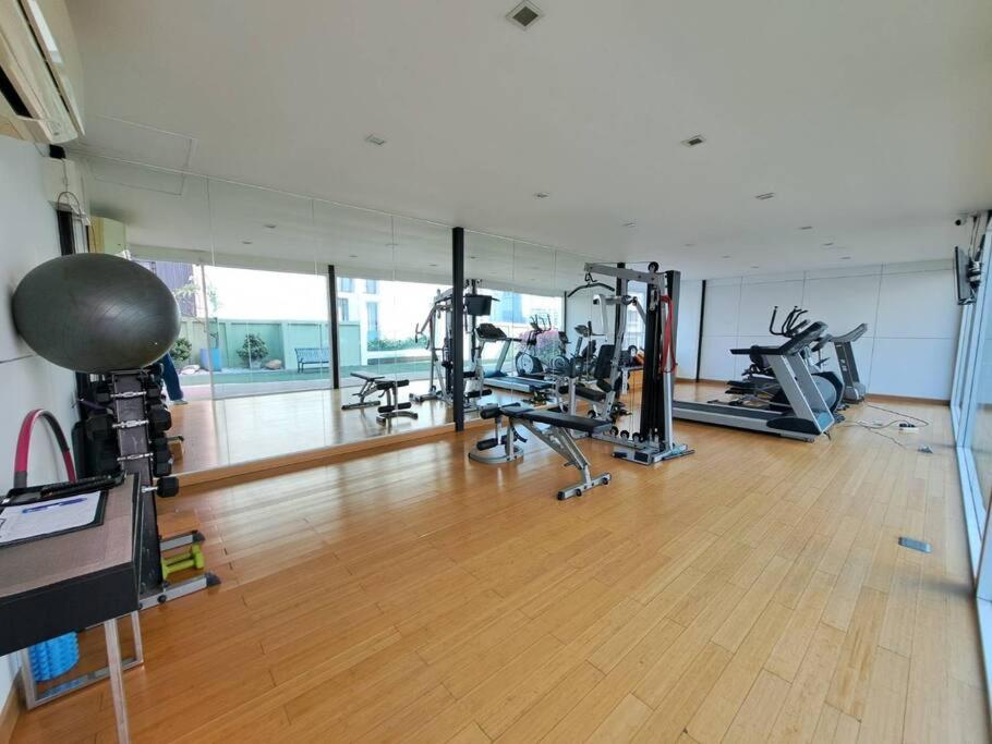 1 Bedroom In Sukhumvit Cbd 5 Min To Bts Phromphong Pangsapuri