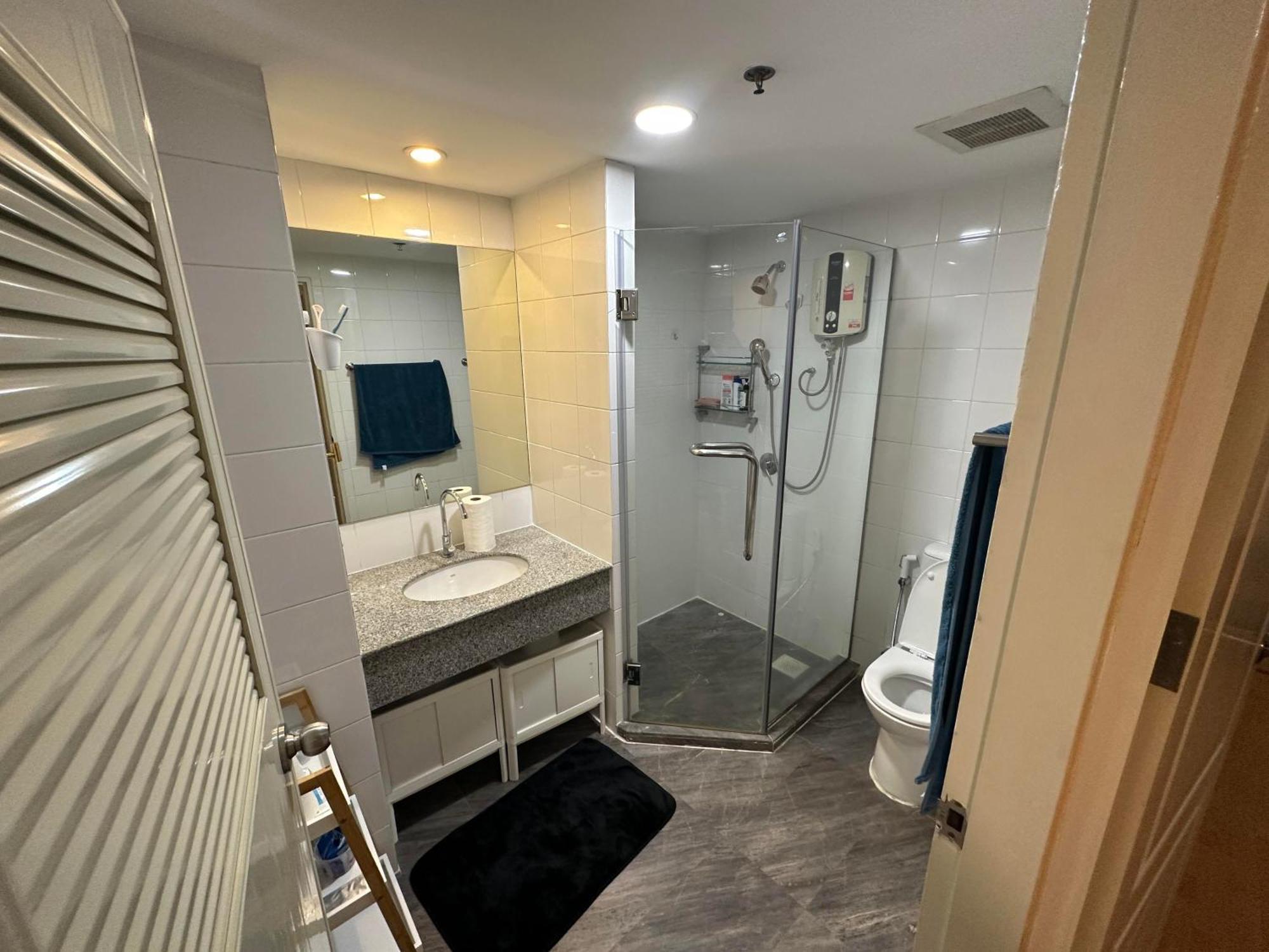 Pangsapuri 2bd Near Icon Siam Close To Everything Bangkok