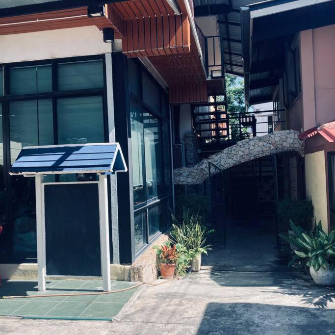 Chubby 5 Bangkok