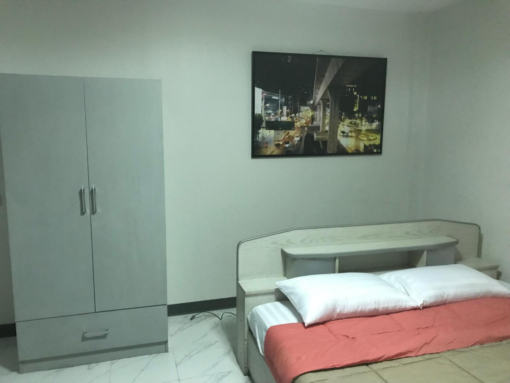 Manoo House G Apartment