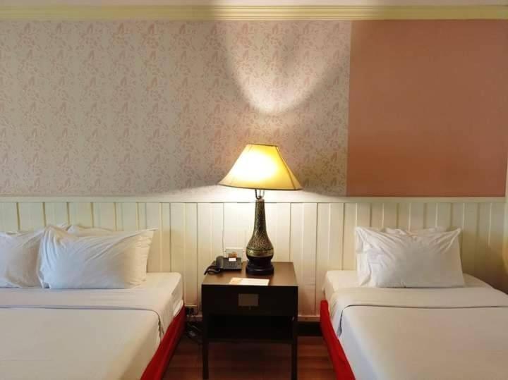 Khách sạn Princeton Bangkok