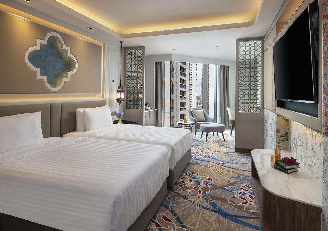 Valia Khách sạn 5*