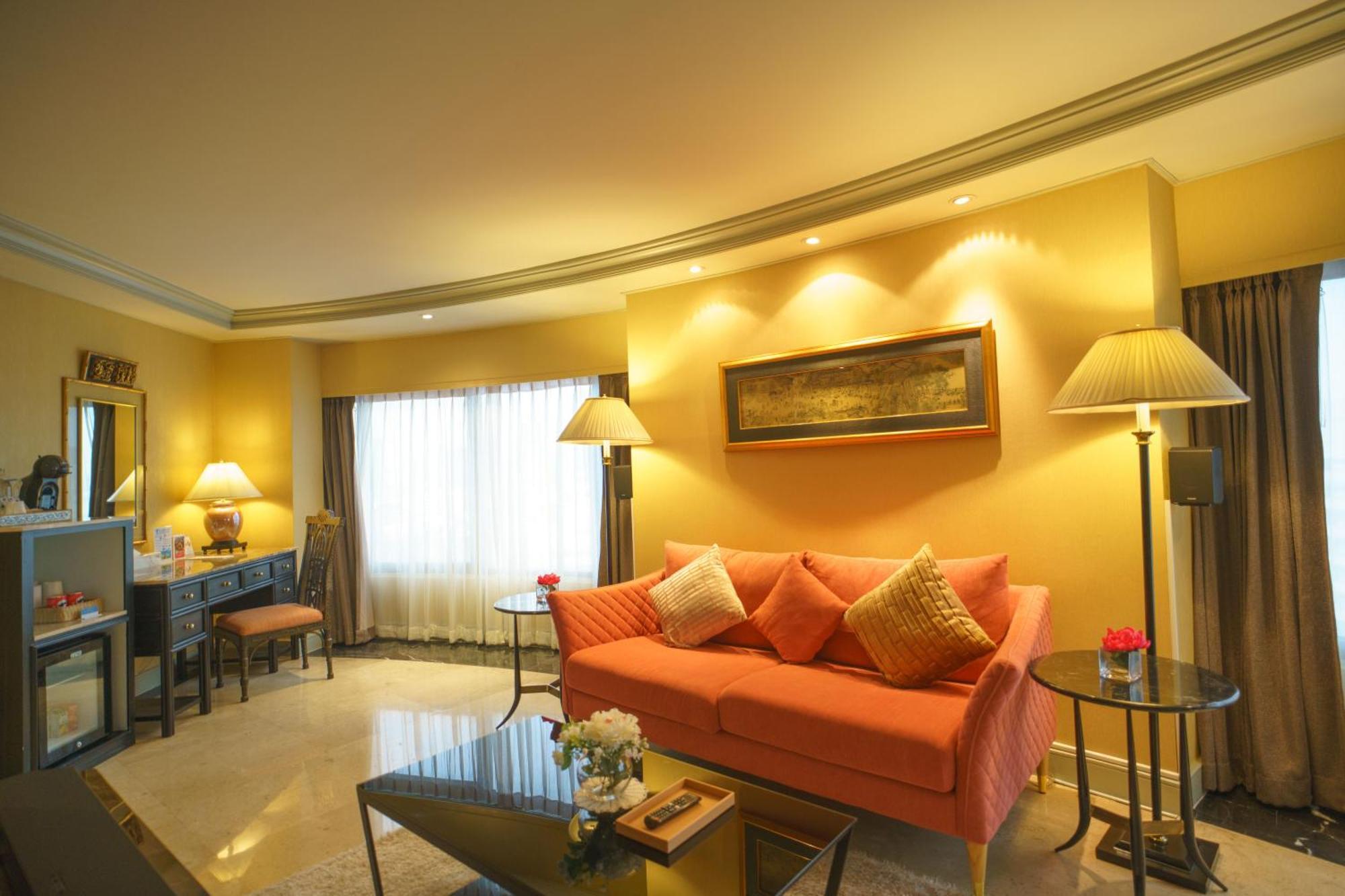 Grand China 4*