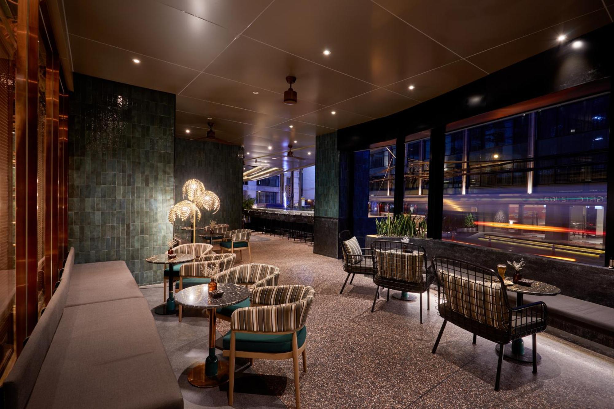 Khách sạn Valia 5*