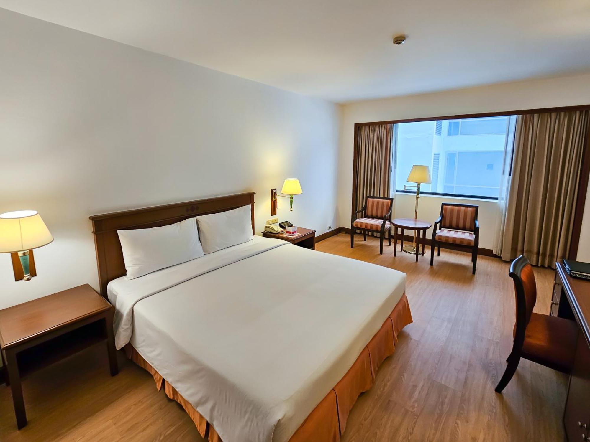 Ramada By Wyndham D Ma Hotel