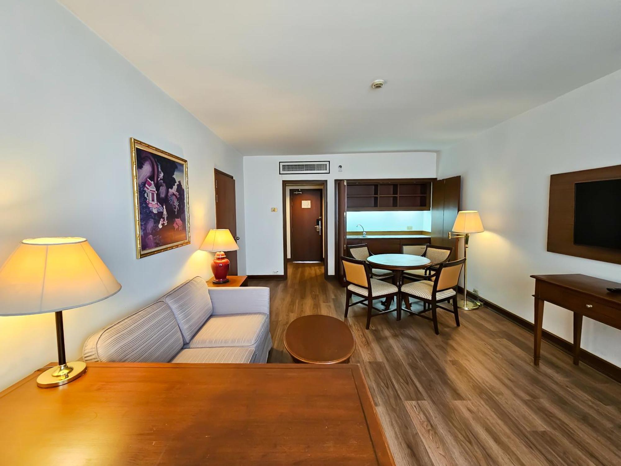 Ramada By Wyndham D Ma Hotel 4*