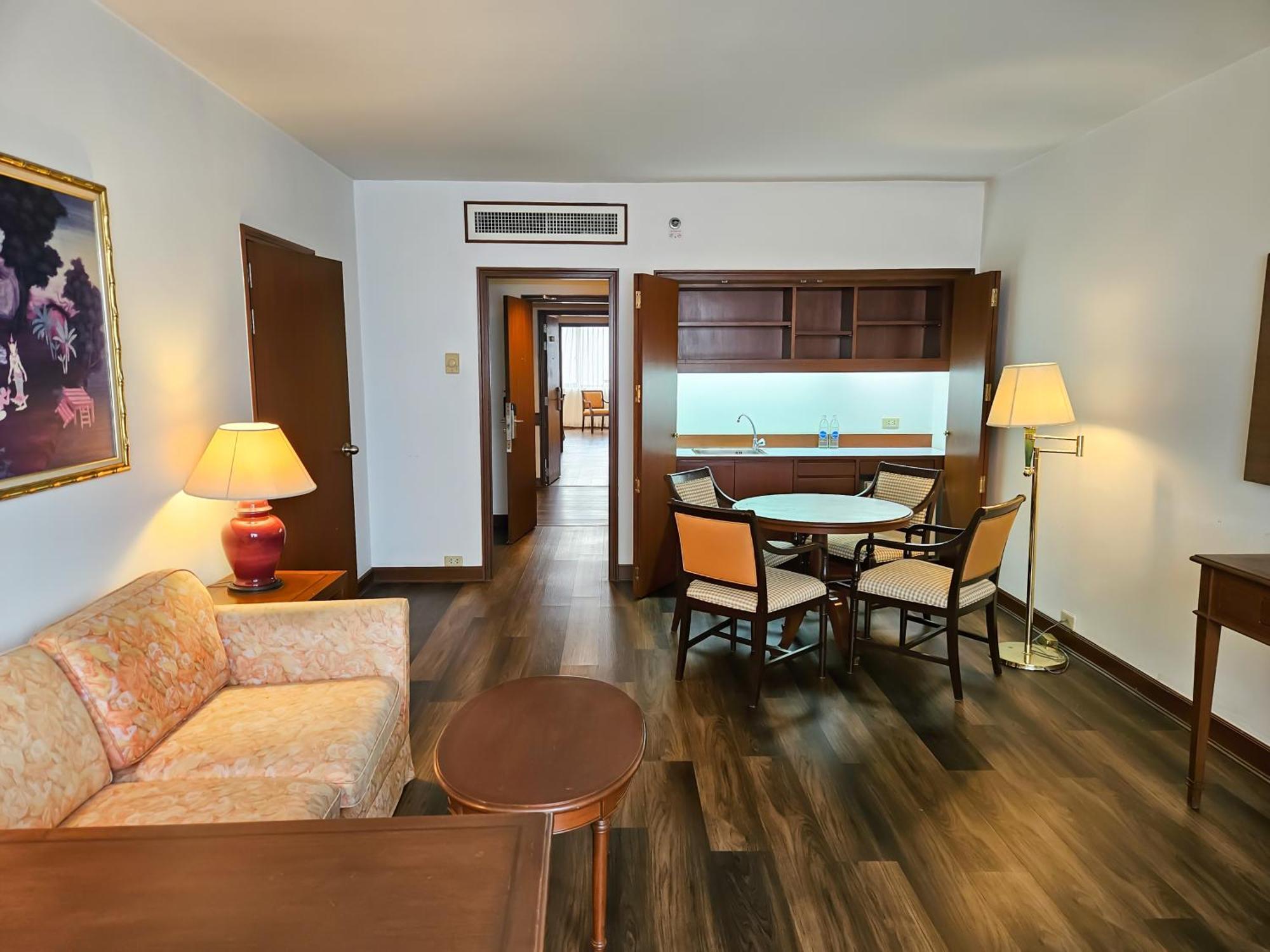 Ramada By Wyndham D Ma Hotel Bangkok