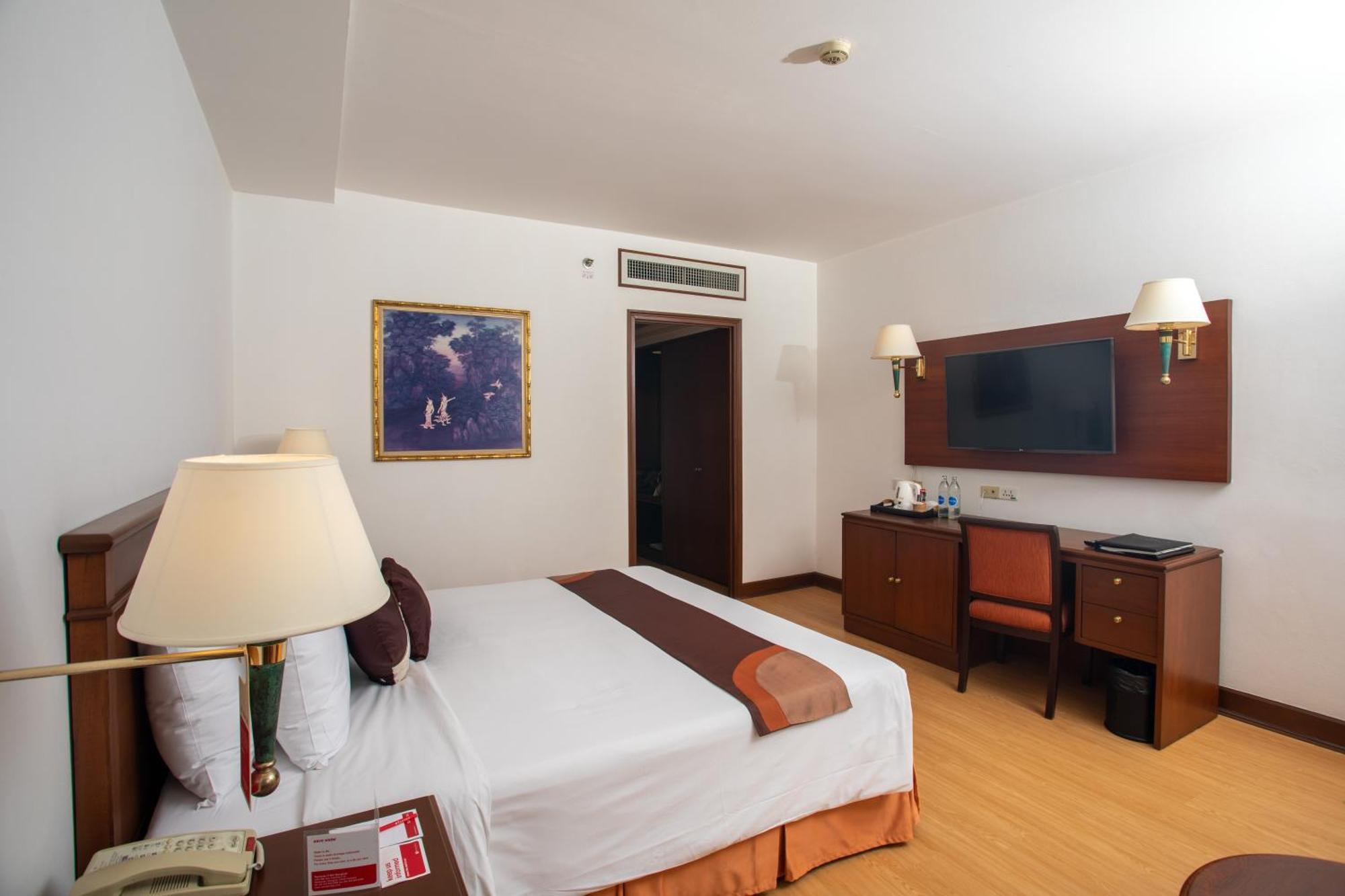 Hotel Ramada By Wyndham D Ma 4*