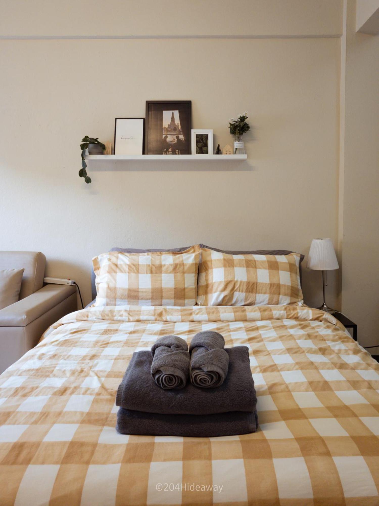 Appartamento 204hideaway-local With Street Food Only 15 Min Walk To Skytrain Bangkok