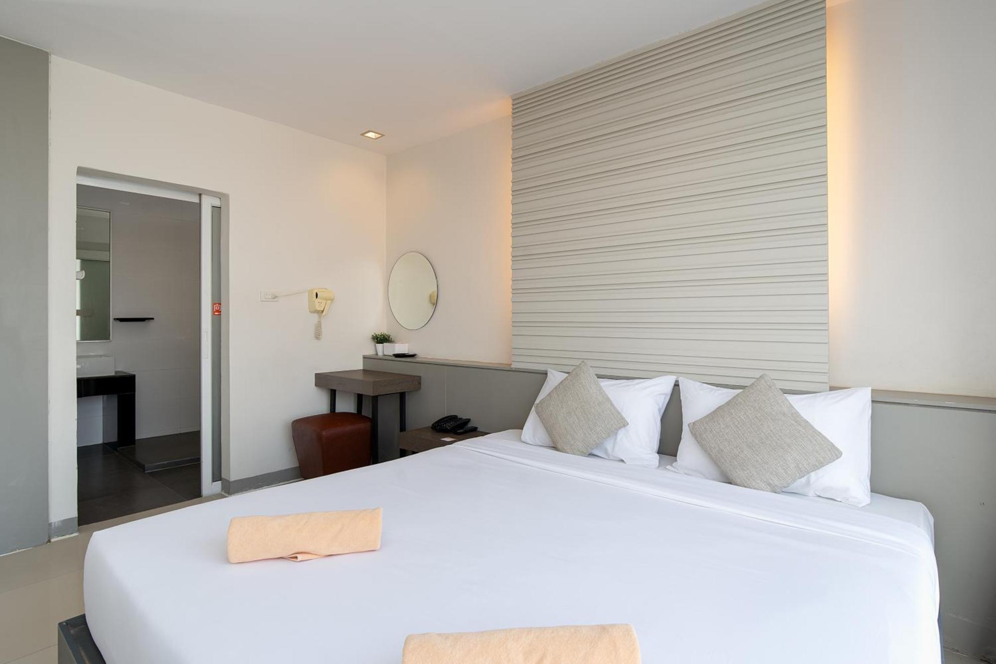 Hotell Leenova Bangkok