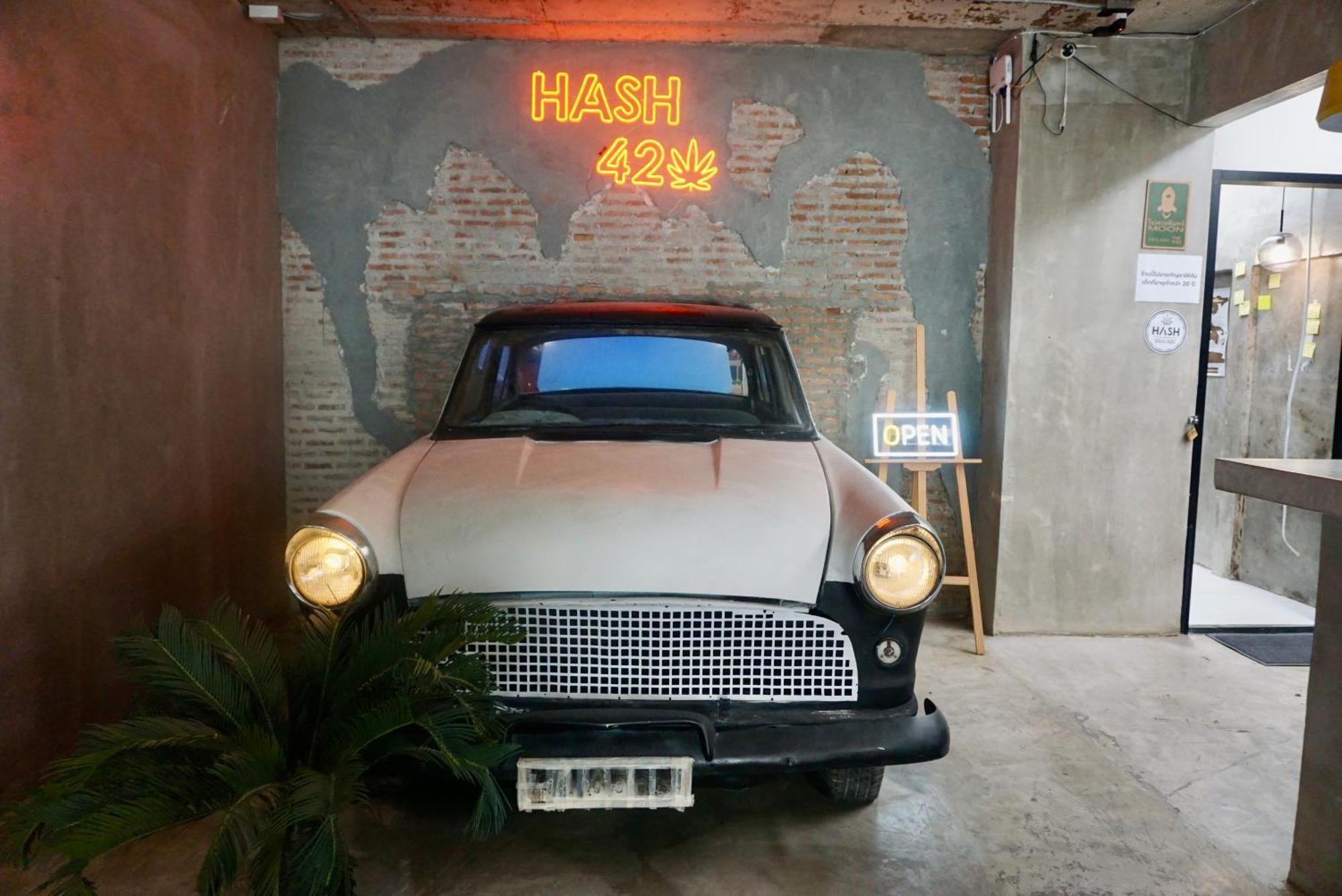 Appartement Hip And Funky Silom Soi 3, With Rooftop View *