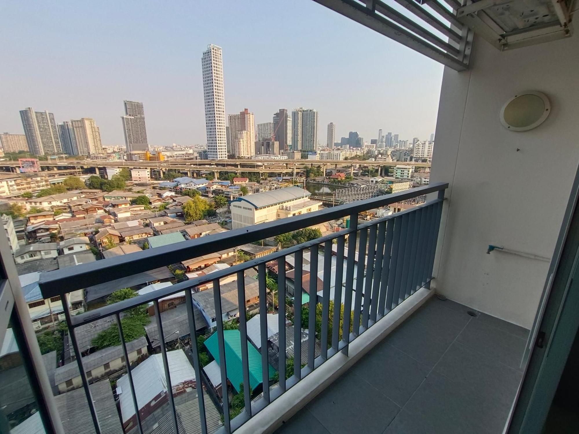 Sukhumvit 48 Bts Phra Khanong 1 Bedroom Apartment, Gym, Swimming Pool Pangsapuri