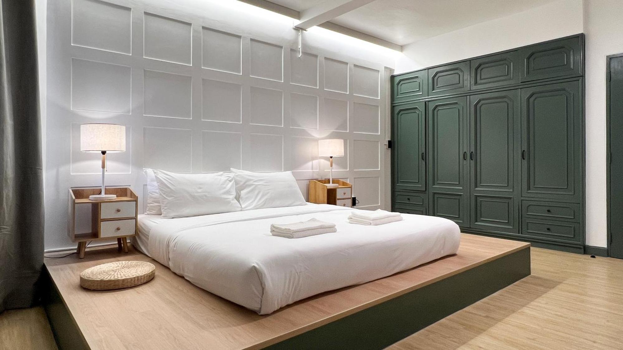Neveu Premier : Ratchada Aparthotel Banguecoque