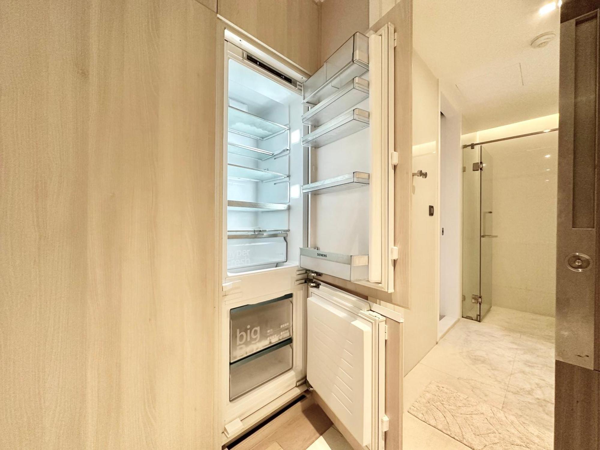 Apartemen Sukhumvit 11#luxury#pool#gym#bts Nana&mrt Sukhumvit#1br#max4ppl