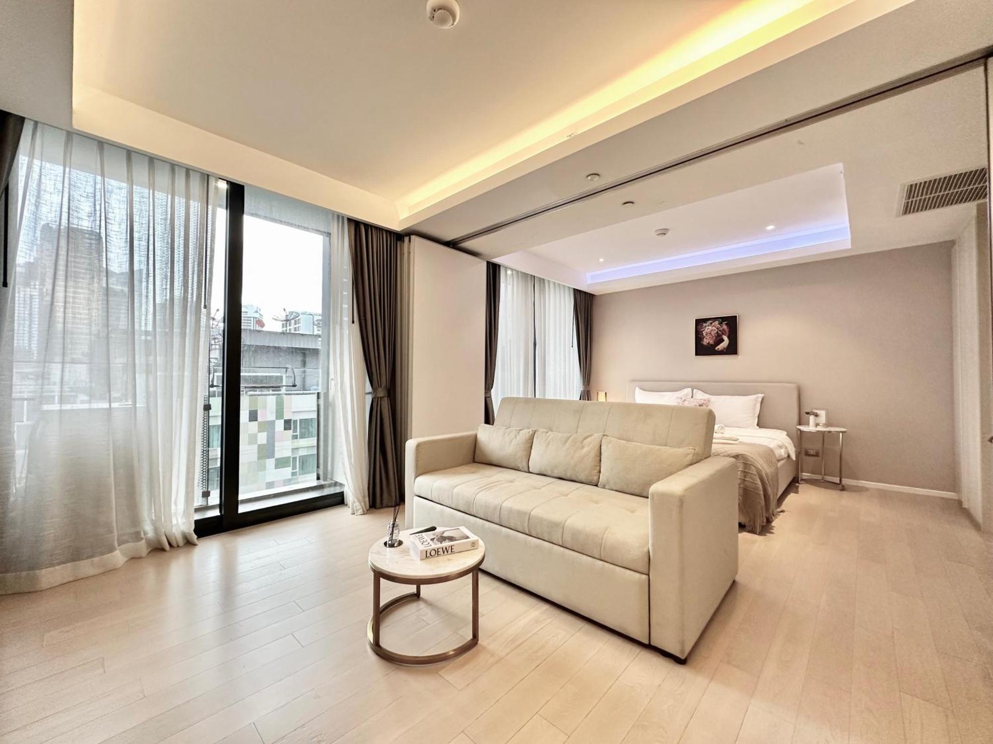 Apartemen Sukhumvit 11#luxury#pool#gym#bts Nana&mrt Sukhumvit#1br#max4ppl