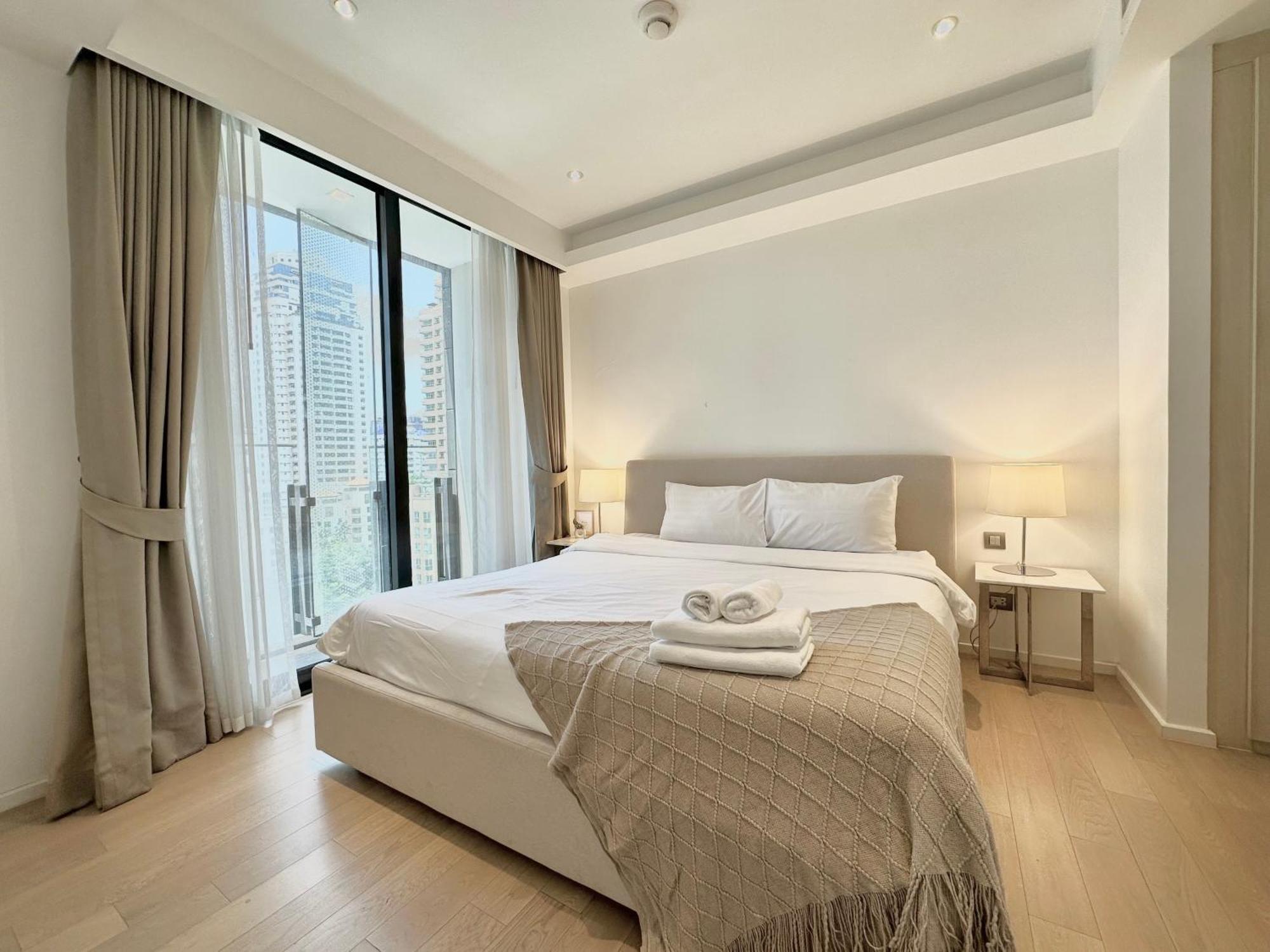 Sukhumvit 11#luxury#pool#gym#bts Nana&mrt Sukhumvit#1br#max4ppl Apartemen Bangkok