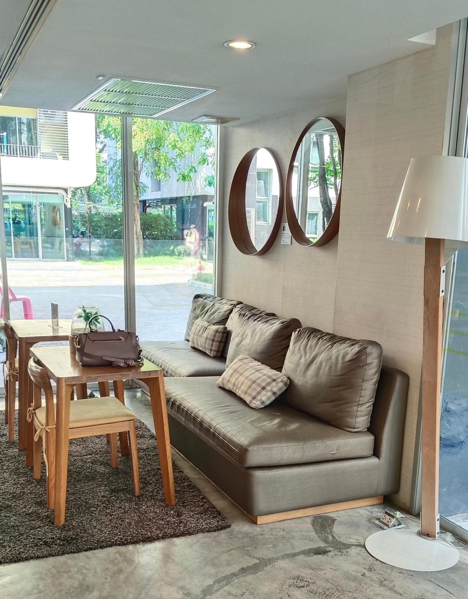 Elio Sukhumvit 64: Chic Space Apartment