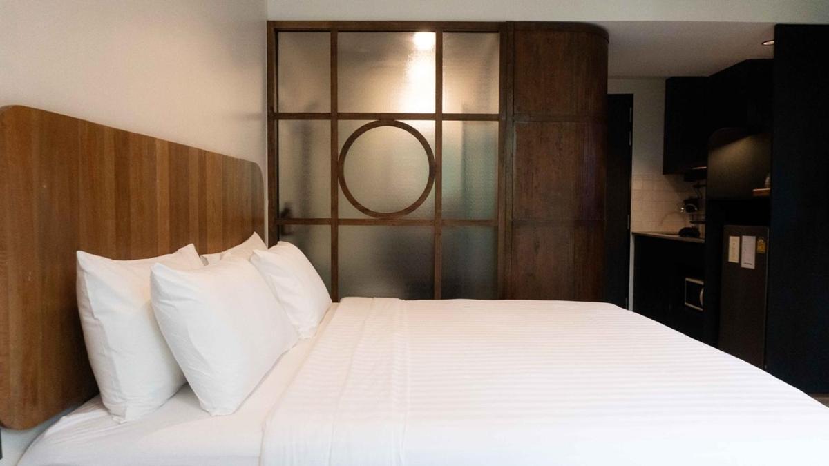 Khách sạn Karaarom 4*