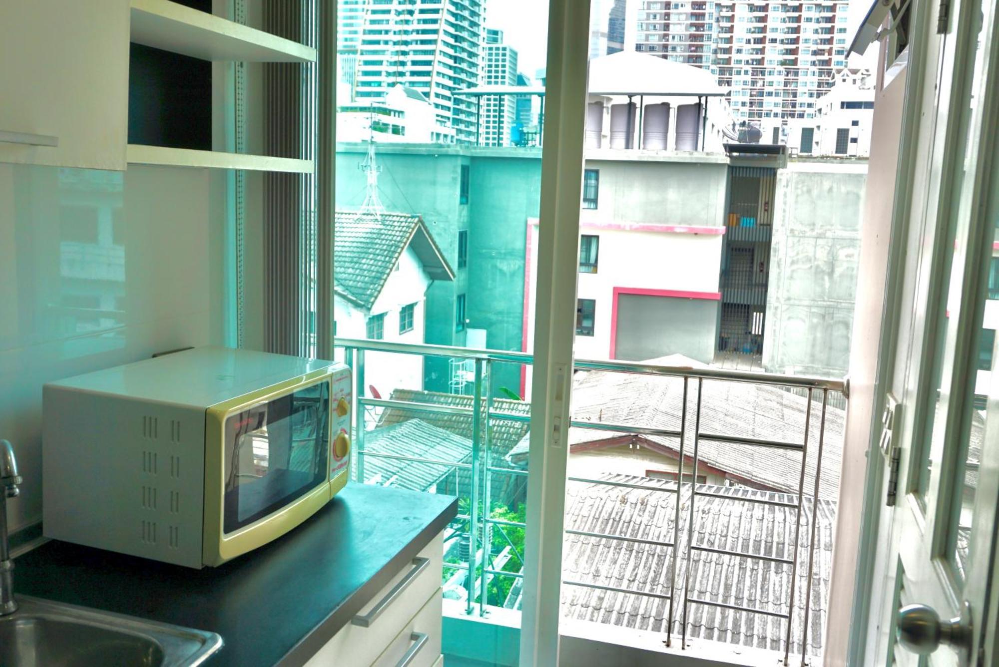 Leilighet Sathon 15 Close To Bts Skytrain St Louis & Surasak *