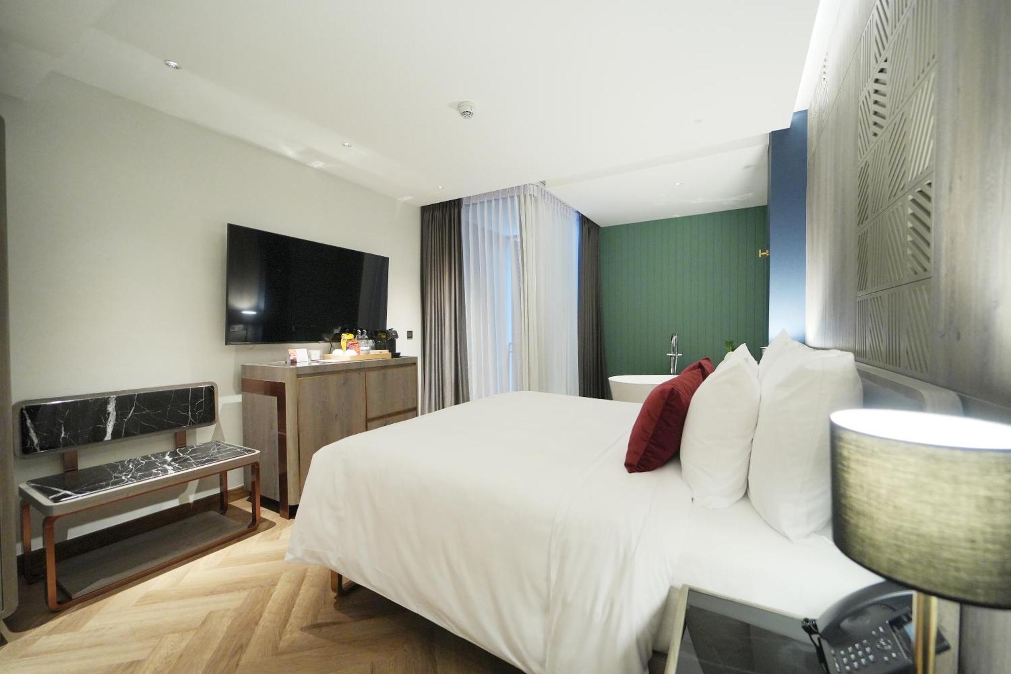 Six Hundred, Chao Phraya, By Preference, Managed By The Ascott Limited 5*