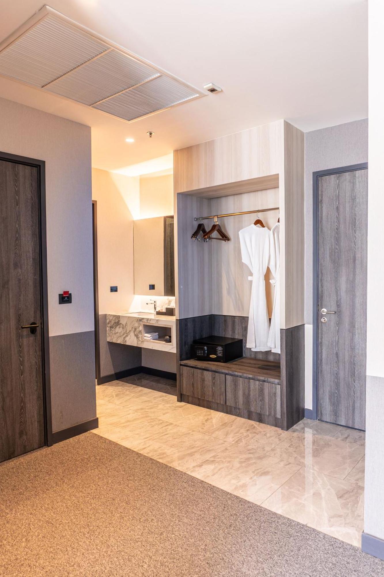 Ramada Plaza By Wyndham Sukhumvit 48 Hotel Bangkok
