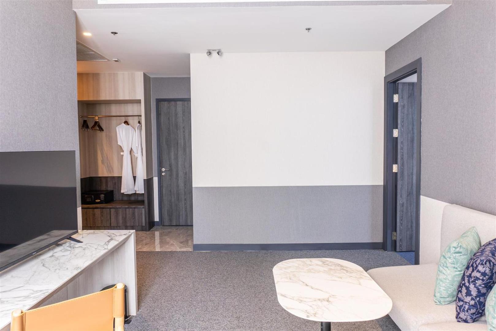 Ramada Plaza By Wyndham Sukhumvit 48 Hotel