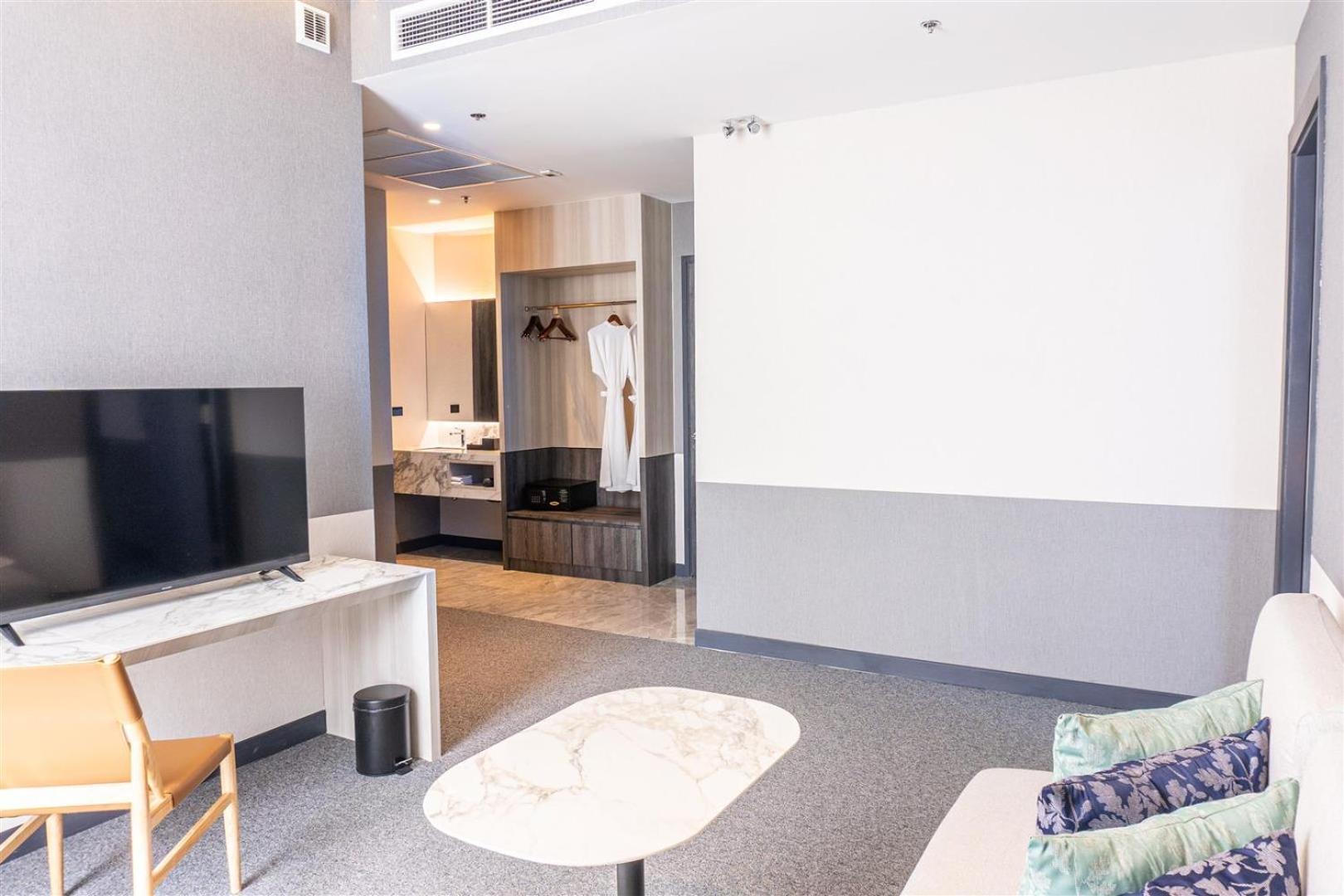 Ramada Plaza By Wyndham Sukhumvit 48 4*