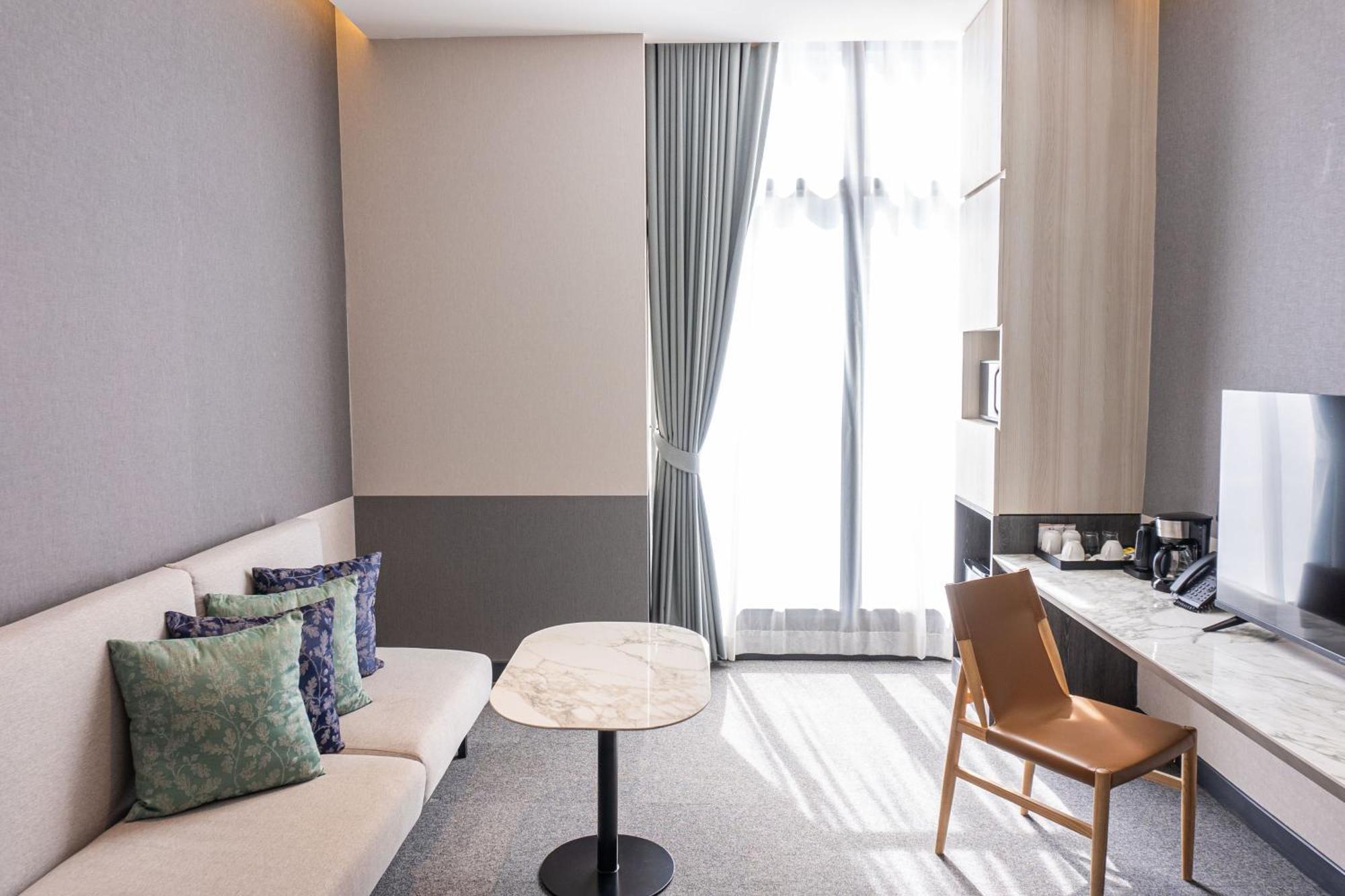 Ramada Plaza By Wyndham Sukhumvit 48 Bangkok
