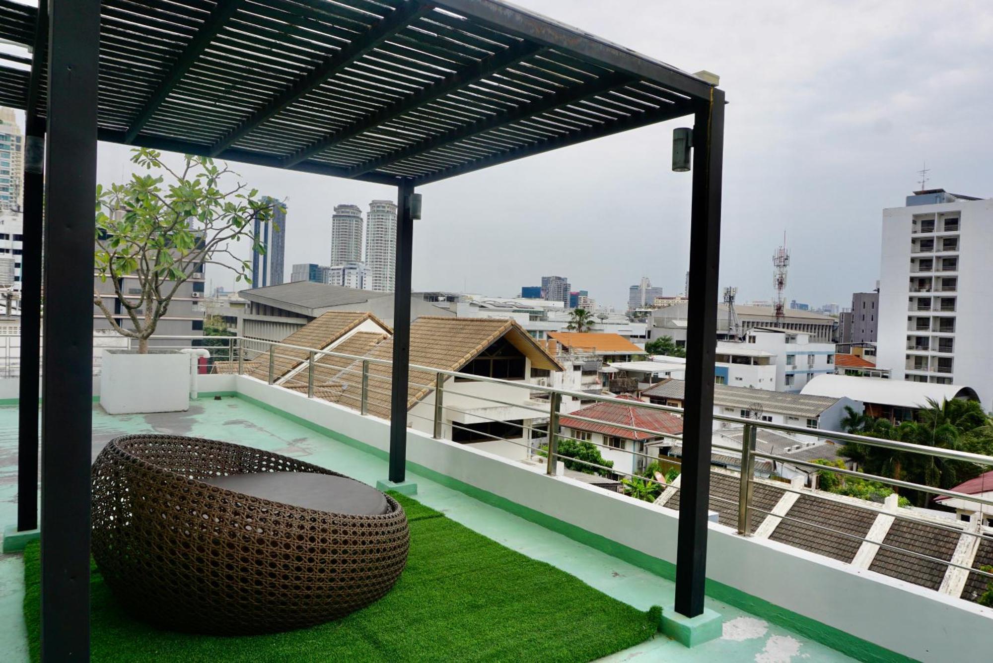Leilighet Sathon 15 Close To Bts Skytrain St Louis & Surasak *
