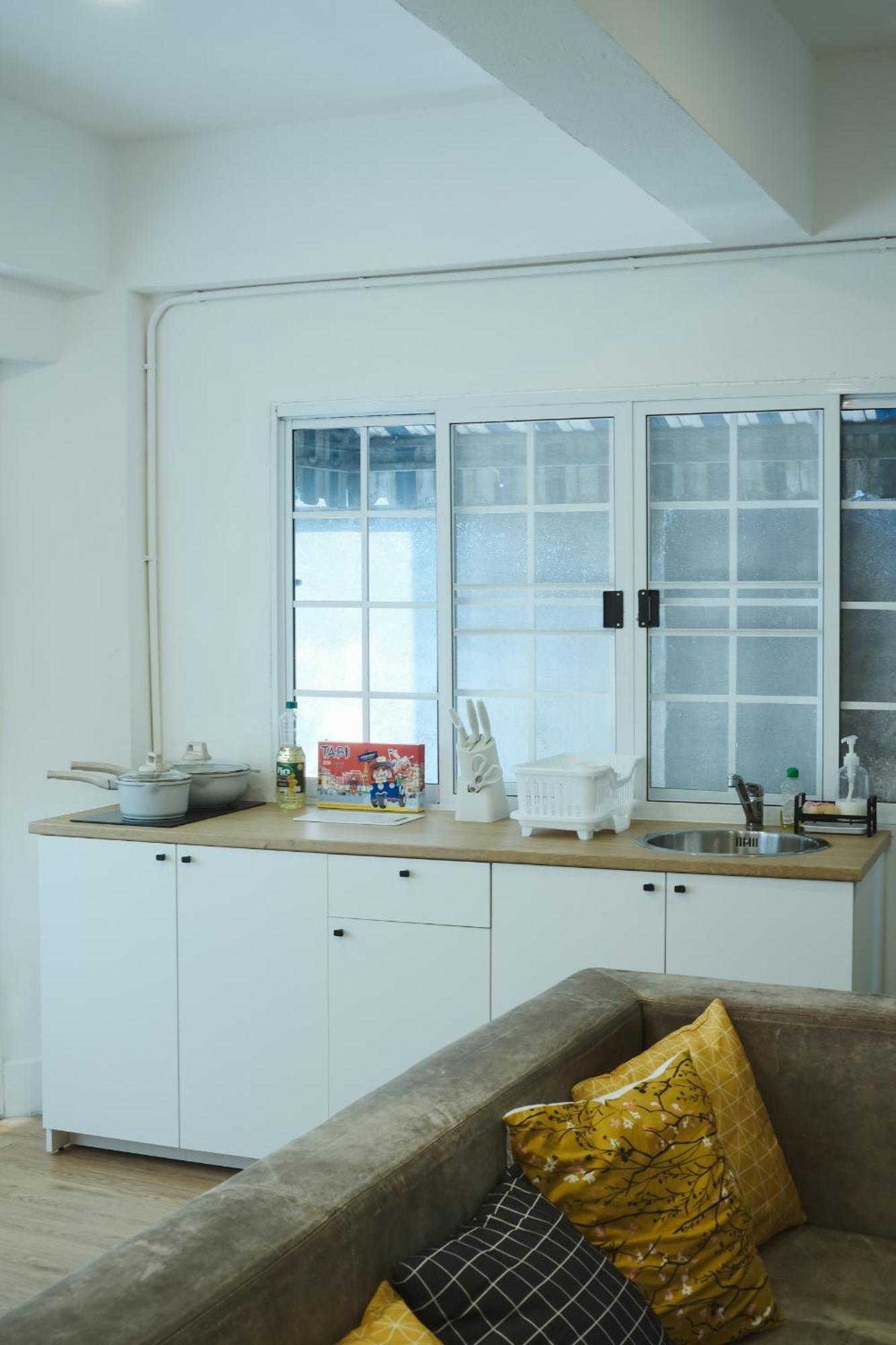 Hidden Gems In China Town, 2br *