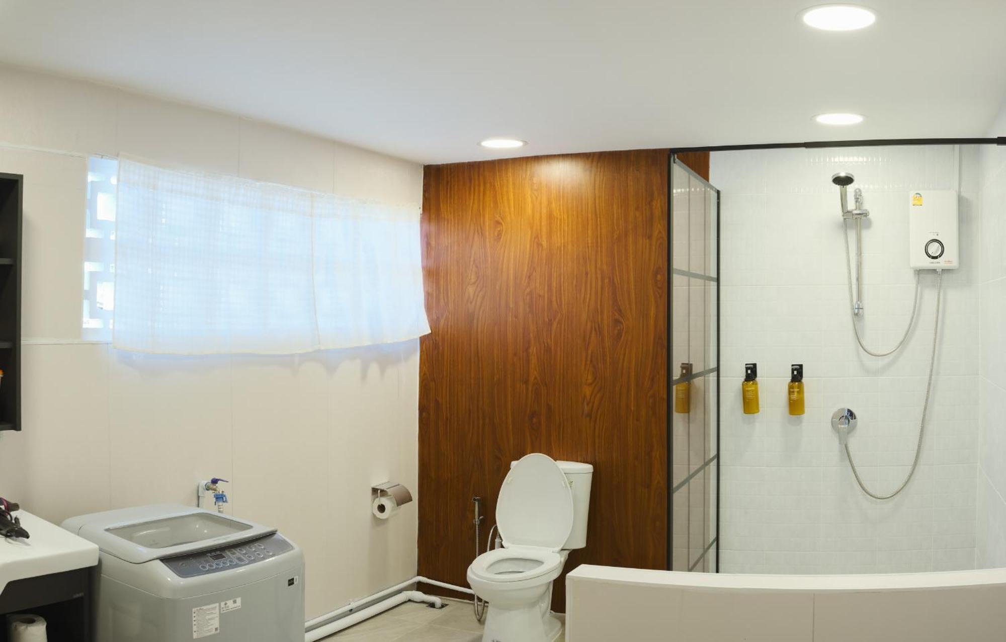 Private Full-floor Spacious 5br In China Town Apartamento