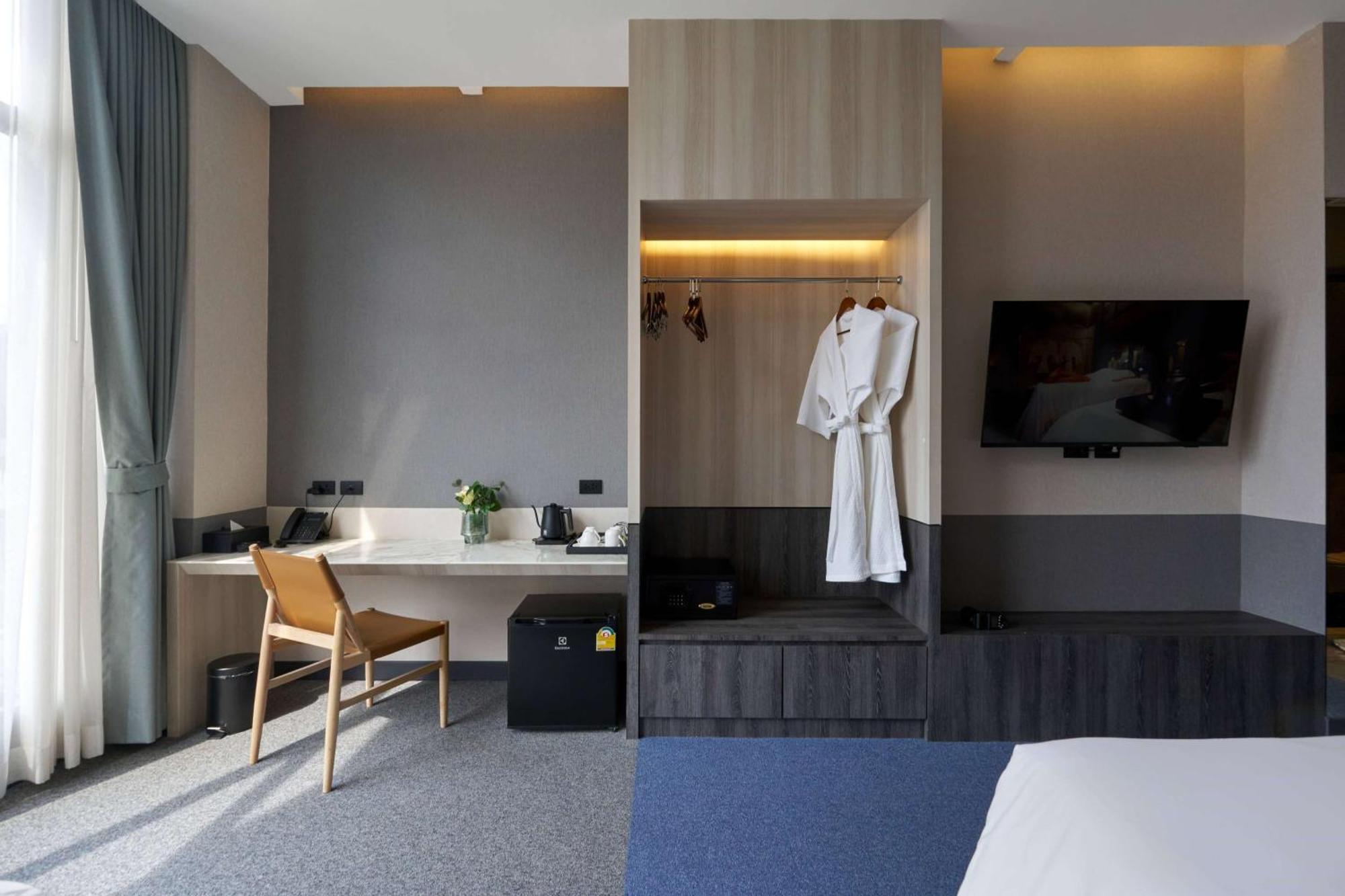 Ramada Plaza By Wyndham Sukhumvit 48 4*