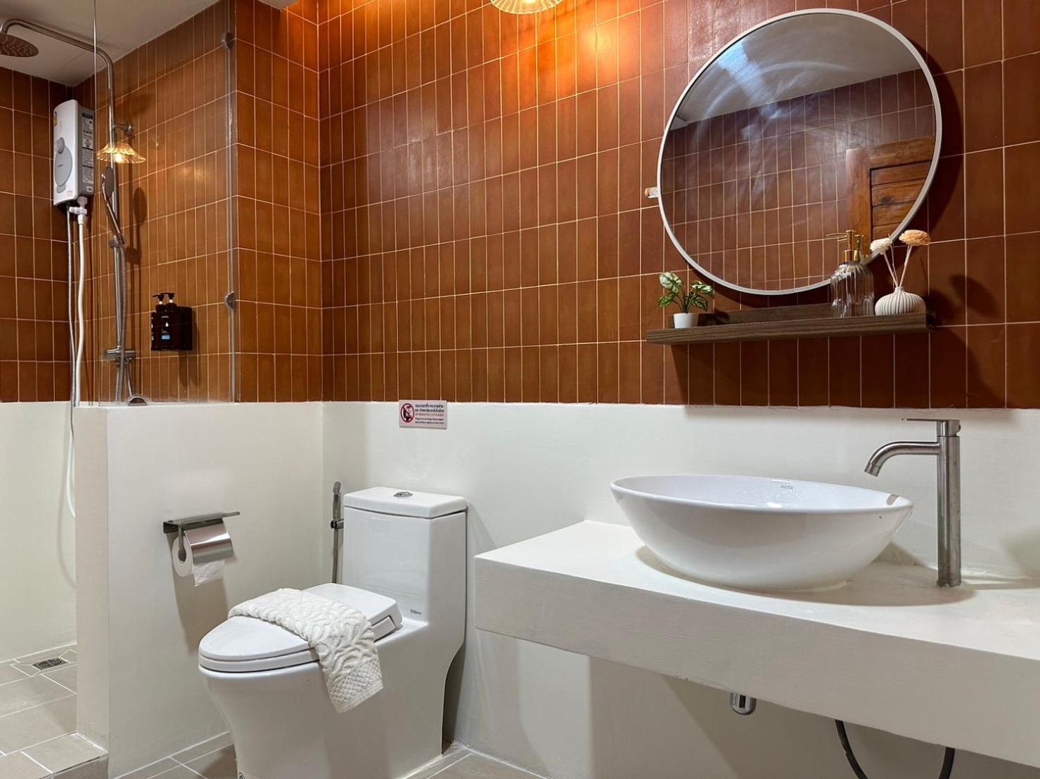 Bunya House Near Bts Asok, Terminal21 Private&cozy Nhà nghỉ Bangkok